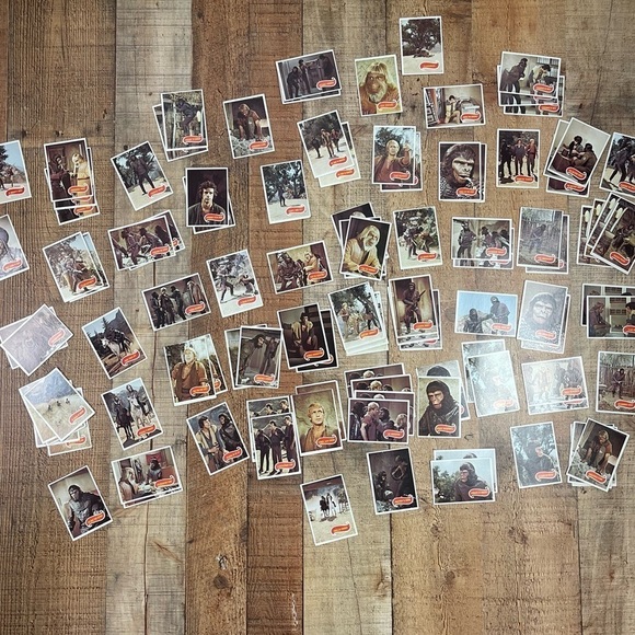 1974 Topps Bubble Gum Planet of the Apes Frankenstein Space: 1999 Trading Cards - Picture 3 of 16